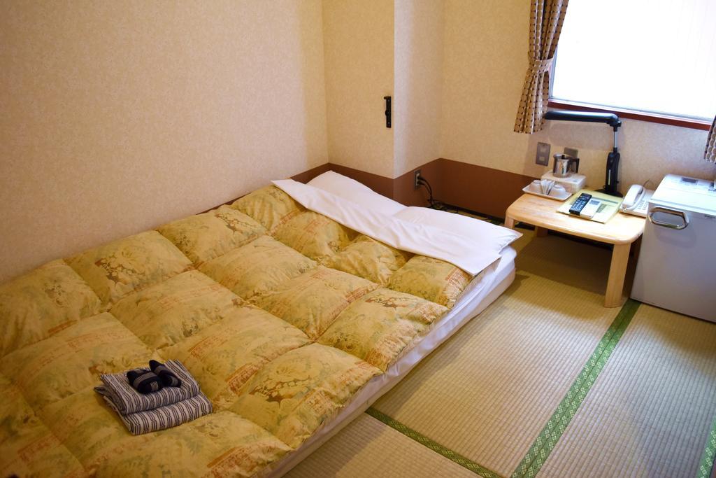 Oak Hotel Tokyo Bagian luar foto
